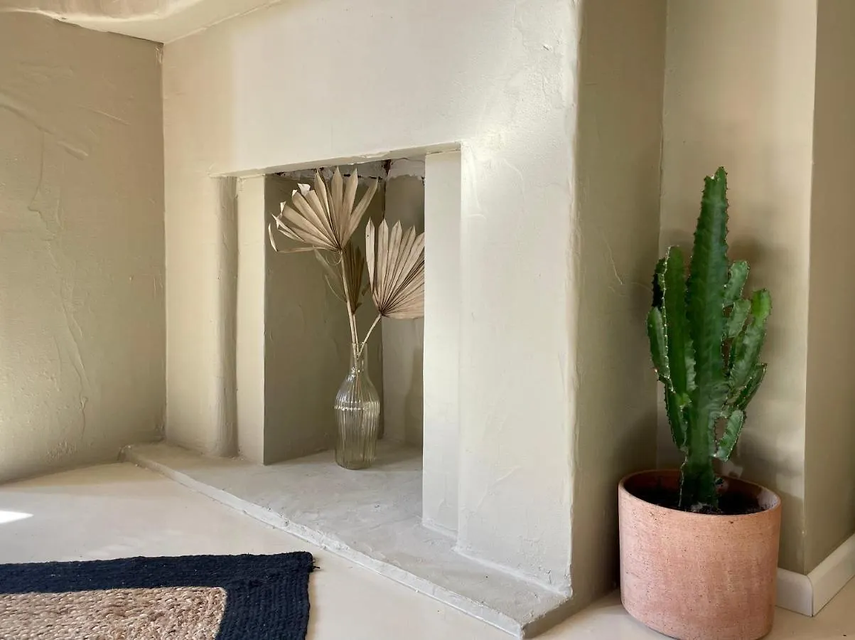 « Sahara » Deco Desert, Coeur De Ville De Toulon